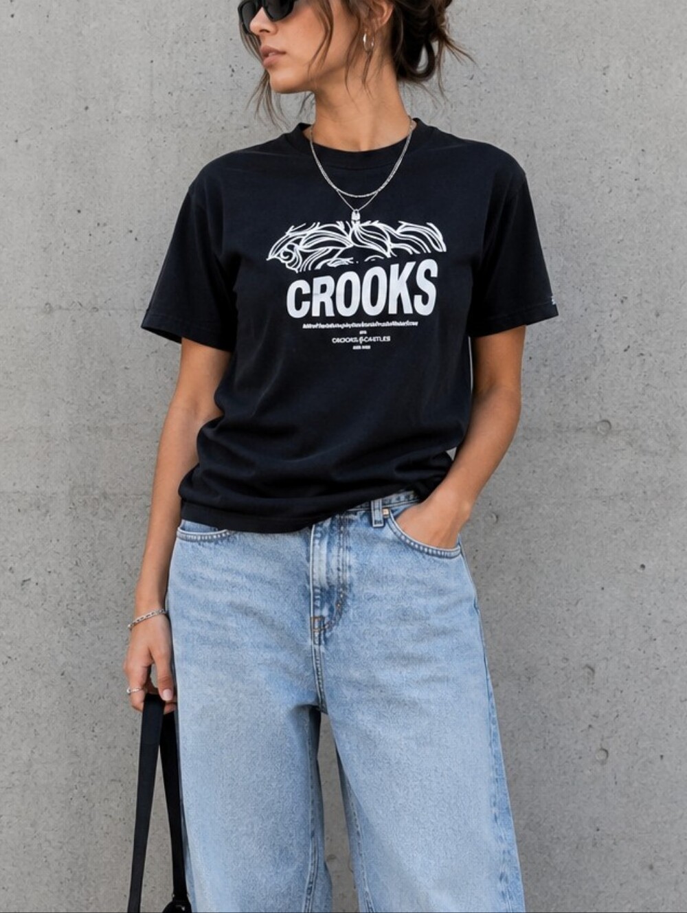 Crooks & Castles Graphic Logo T-Shirt Size Small Streetwear